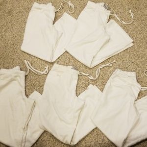 🎉 Grey's Anatomy set of 5 pant scrubs in Small